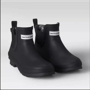 Target x Smith & Hawken Rubber Ankle Rain Boots Black 7 (NWOT)